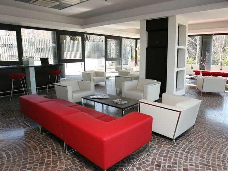 Sotel Nomentana Roma Bagian luar foto